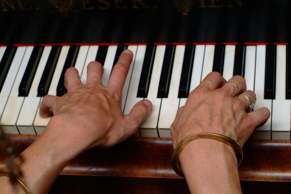 fingered klaver musik keyboard