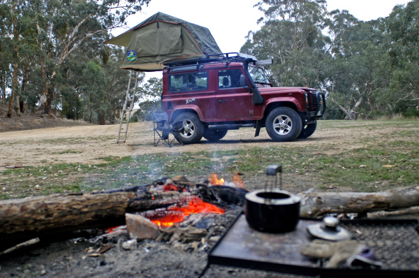 campeggio nella foresta australiana