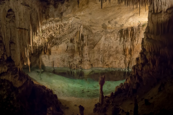 grotta di dripstone guevas drach maiorca