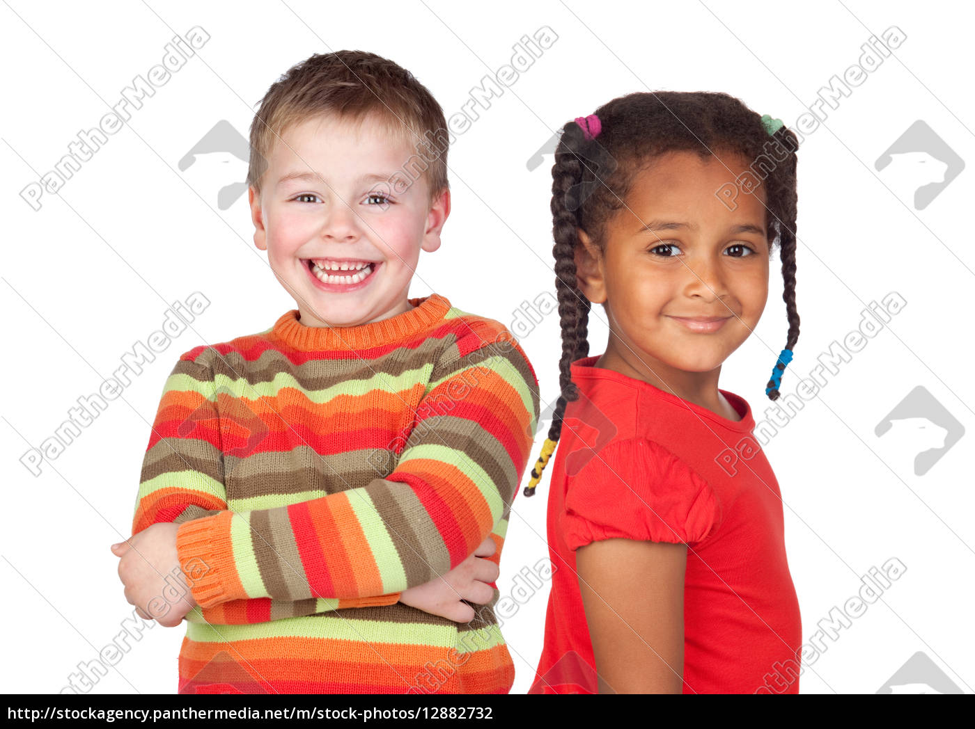 Menina africana e criança loira caucasiana - Stockphoto #12882732 | Banco  de Imagens Panthermedia