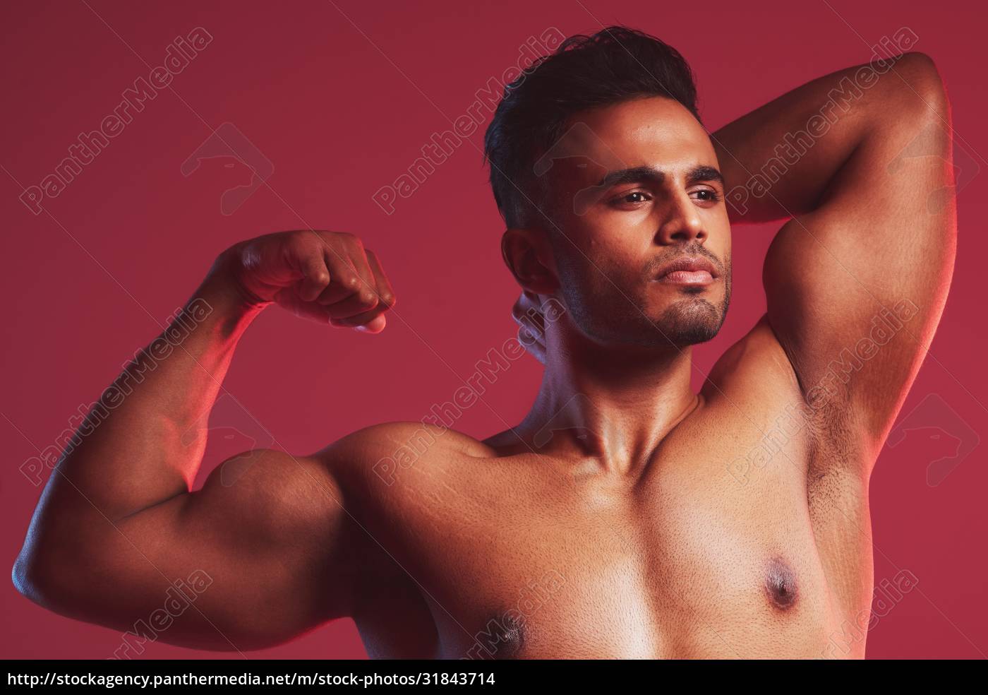 Fitness salute e uomo nudo con muscoli su uno sfondo - Stockphoto #31843714  | Comprate Immagini RF da Panthermedia