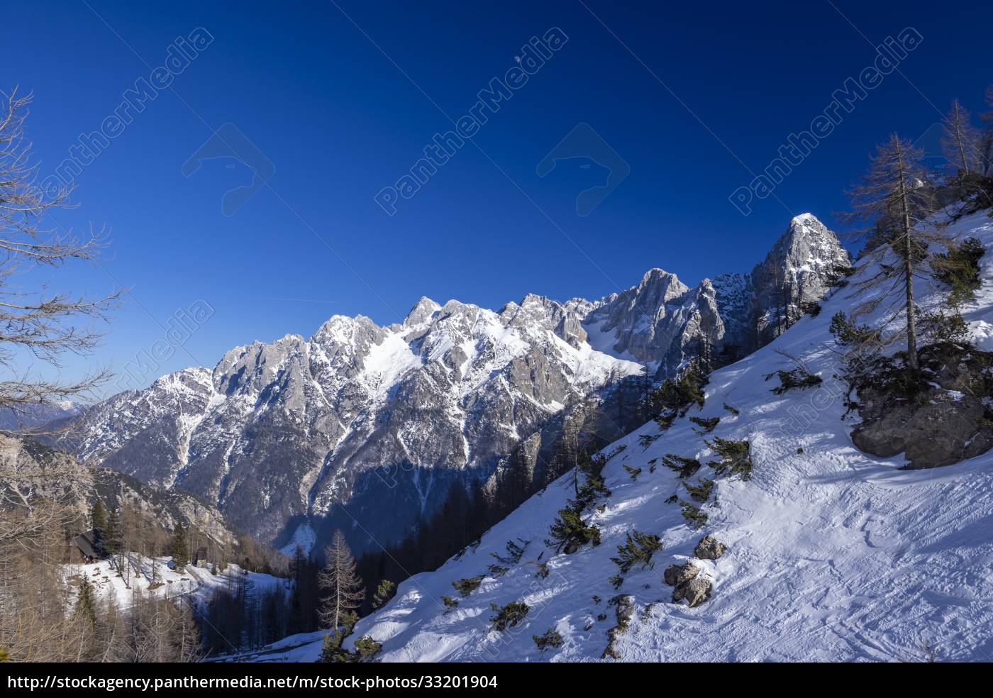 Winterlandschaft bei Vrsic Nationalpark Triglavski - Lizenzfreies Bild ...